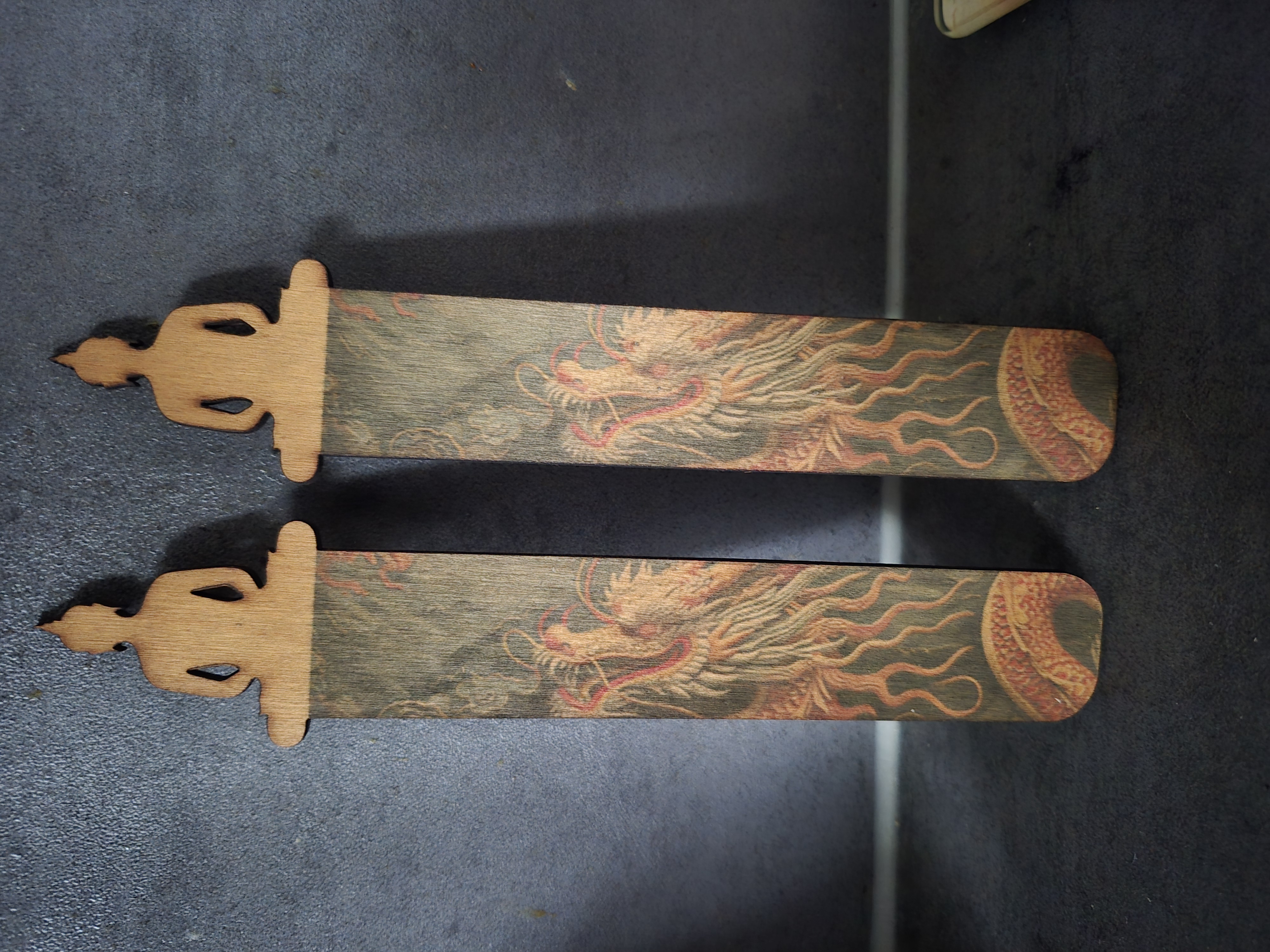 Lesezeichen, Buddha und Drache