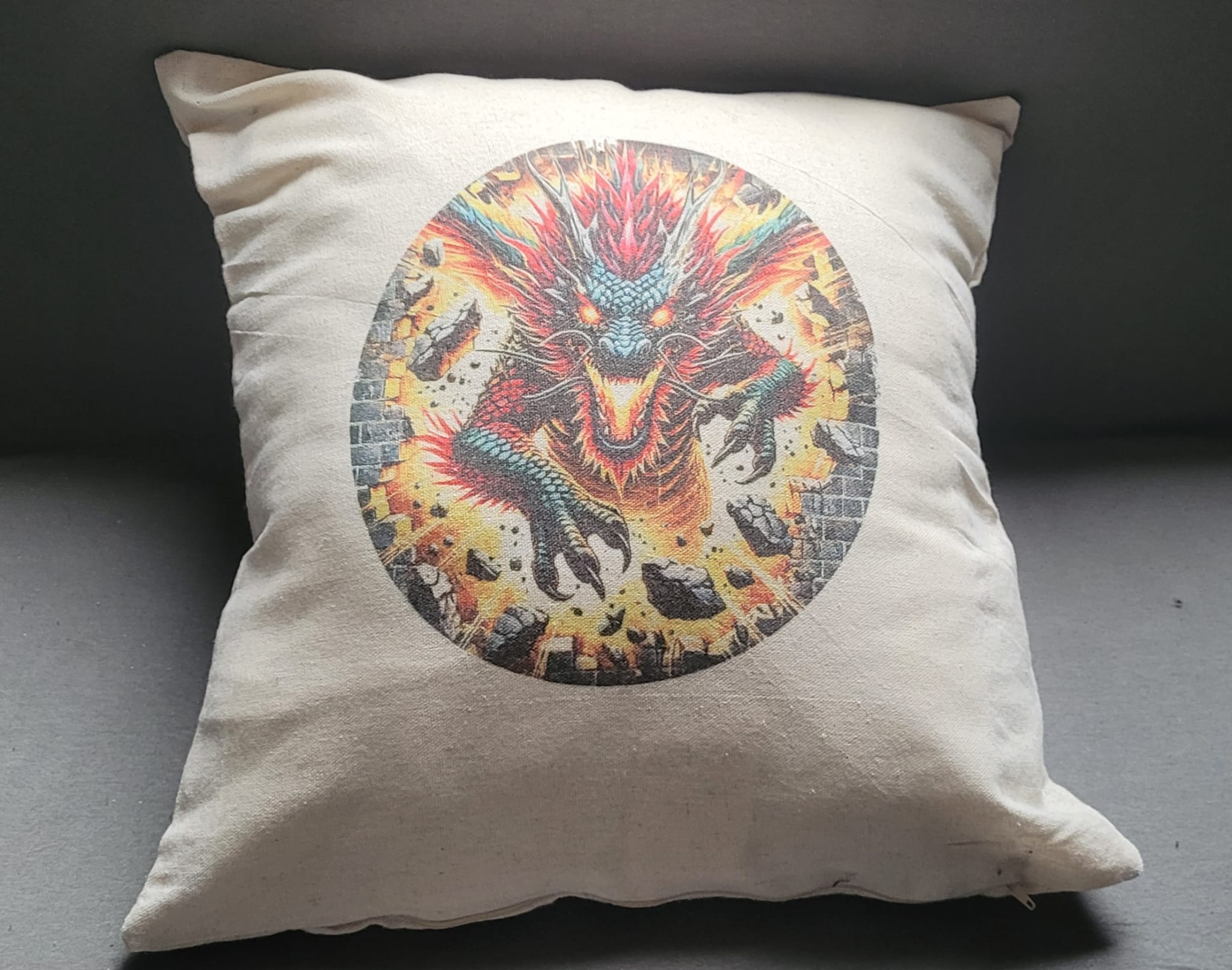Kissenbezug, Drache
